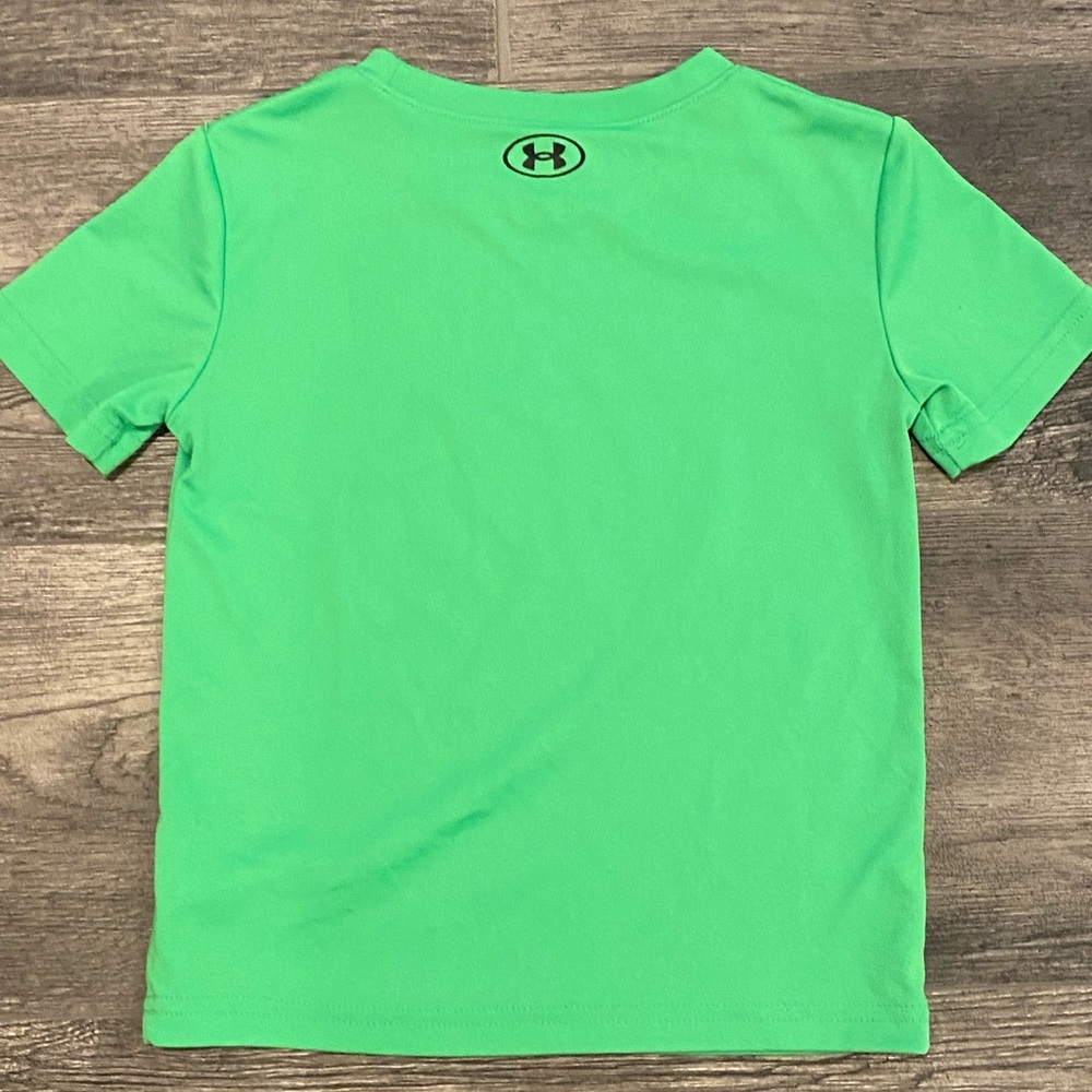 Bundle Listing – Boys Size 4 Under Armour T-Shirts (3 Pack) - Picture 3 of 10